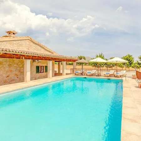 Sleeps 8 With Pool Air Con And Wifi *
